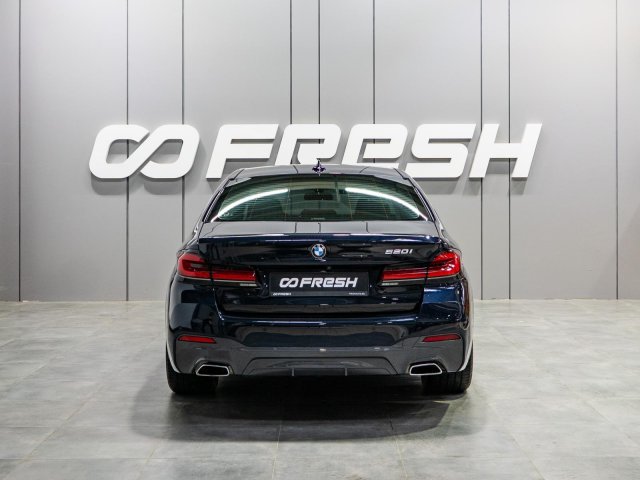 BMW 5 серии 2021