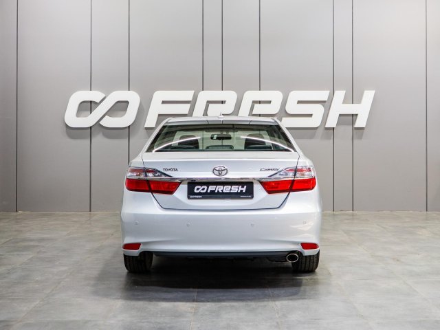 Toyota Camry 2016