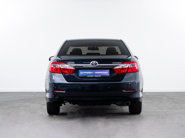 Toyota Camry 2014