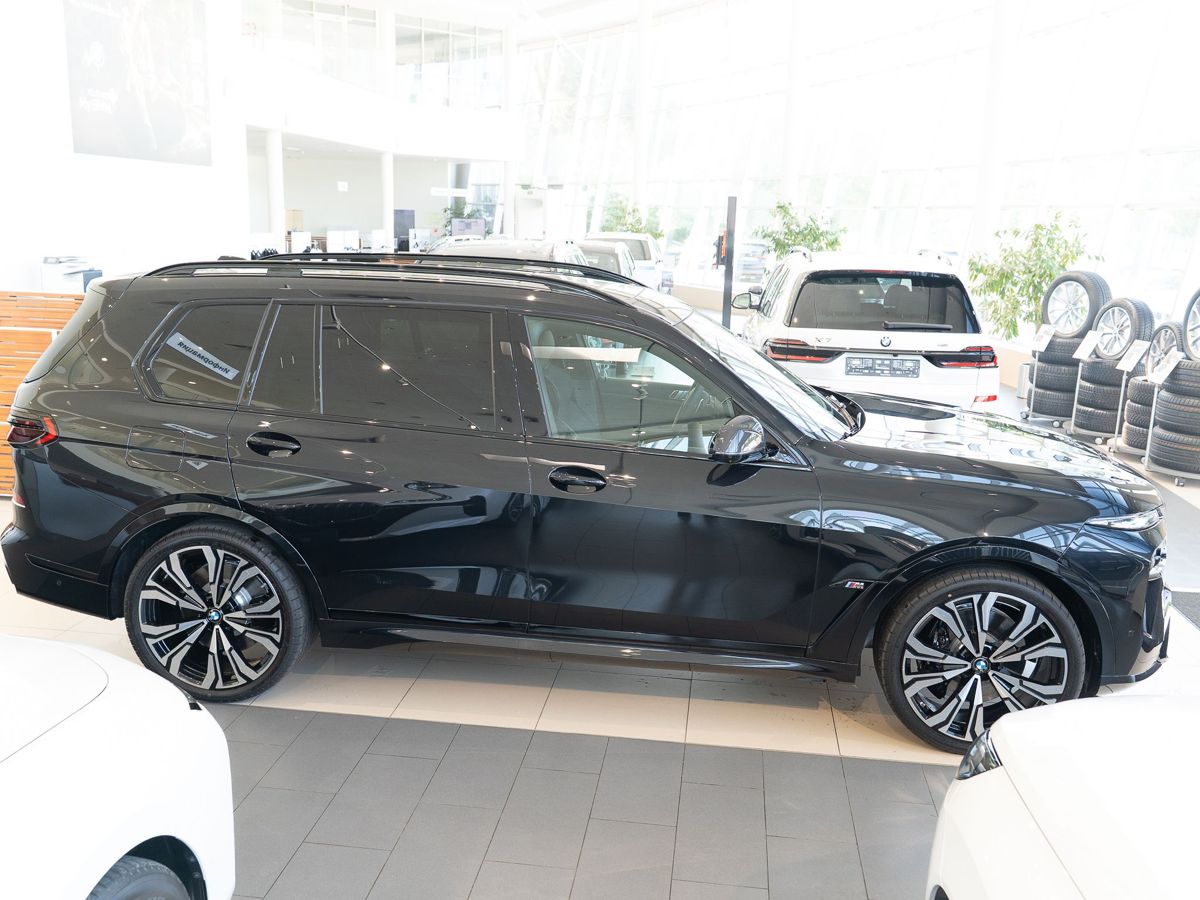 BMW X7 2024