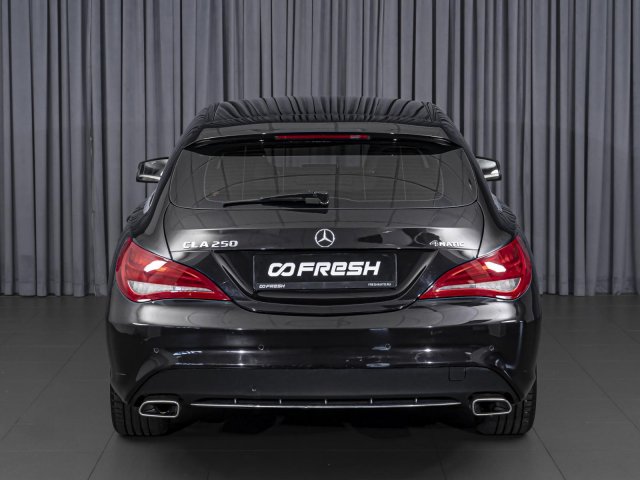 Mercedes-Benz CLA 2015