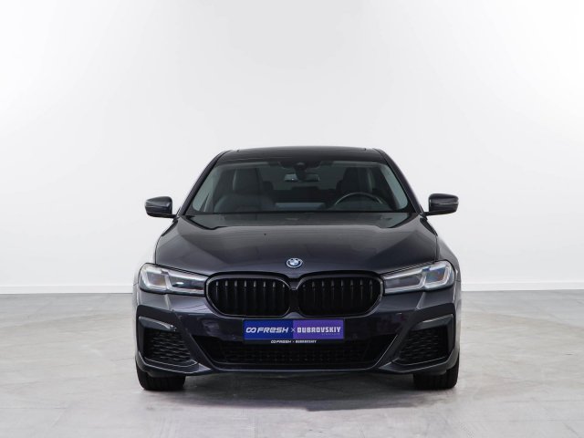 BMW 5 серии 2022