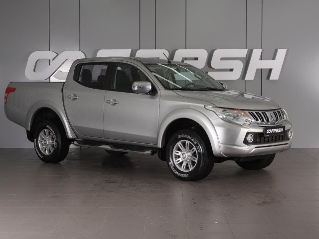 Mitsubishi L200 2015