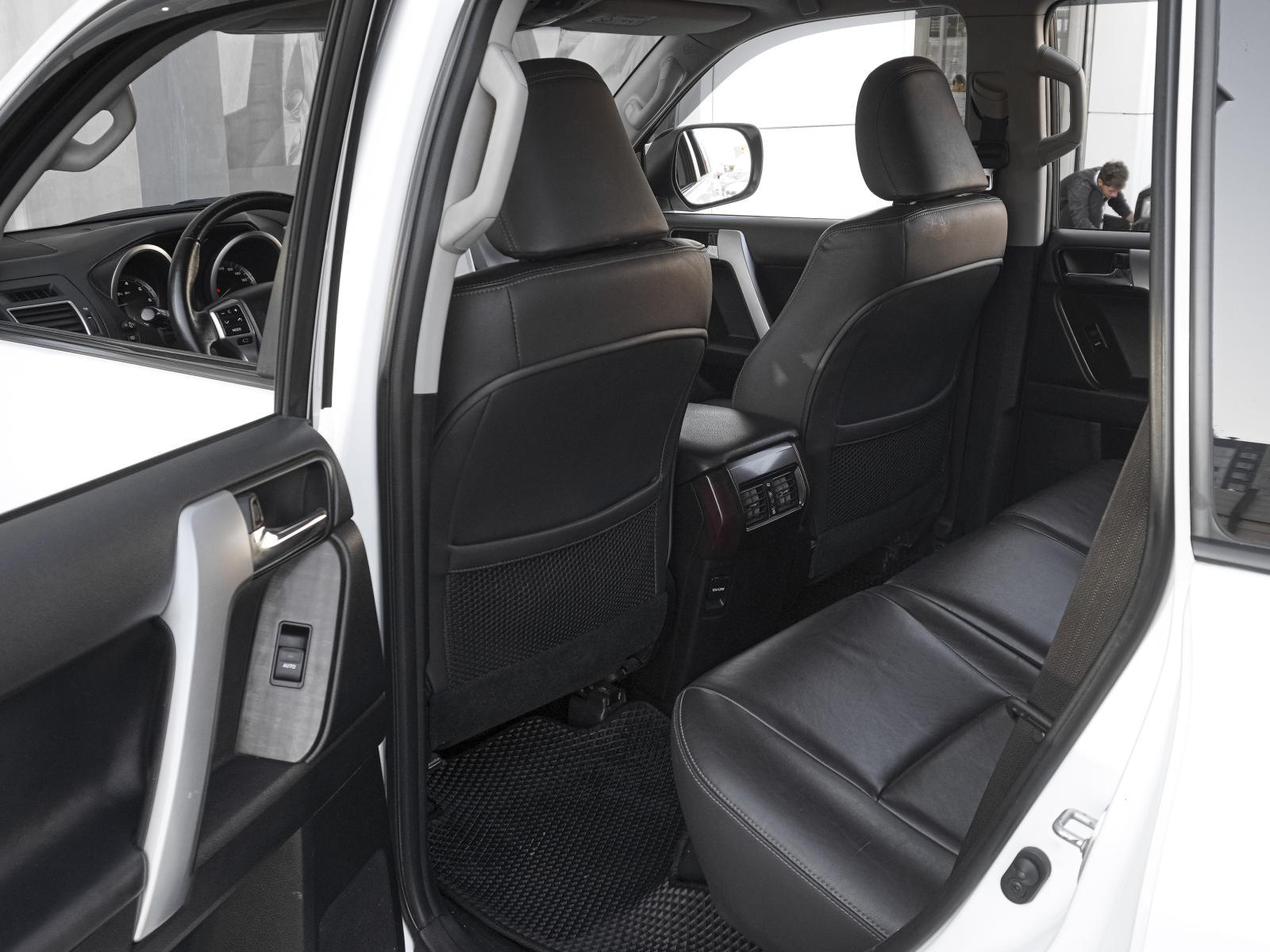 Toyota Land Cruiser Prado 2016