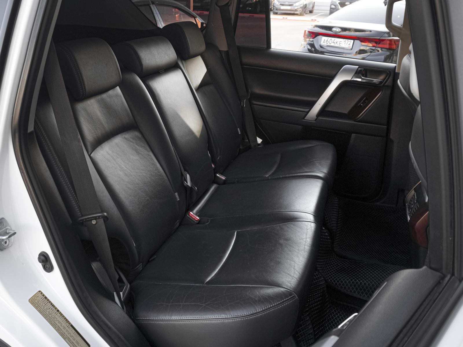 Toyota Land Cruiser Prado 2016