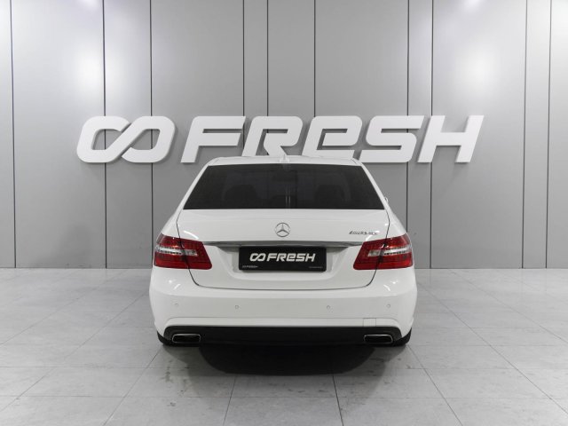 Mercedes-Benz E-Класс 2013