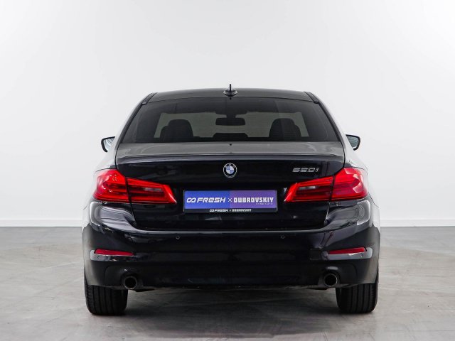BMW 5 серии 2019