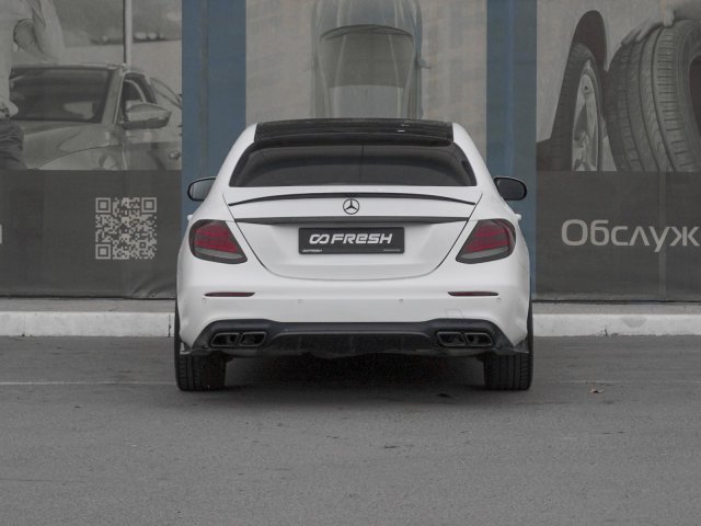 Mercedes-Benz E-Класс 2021