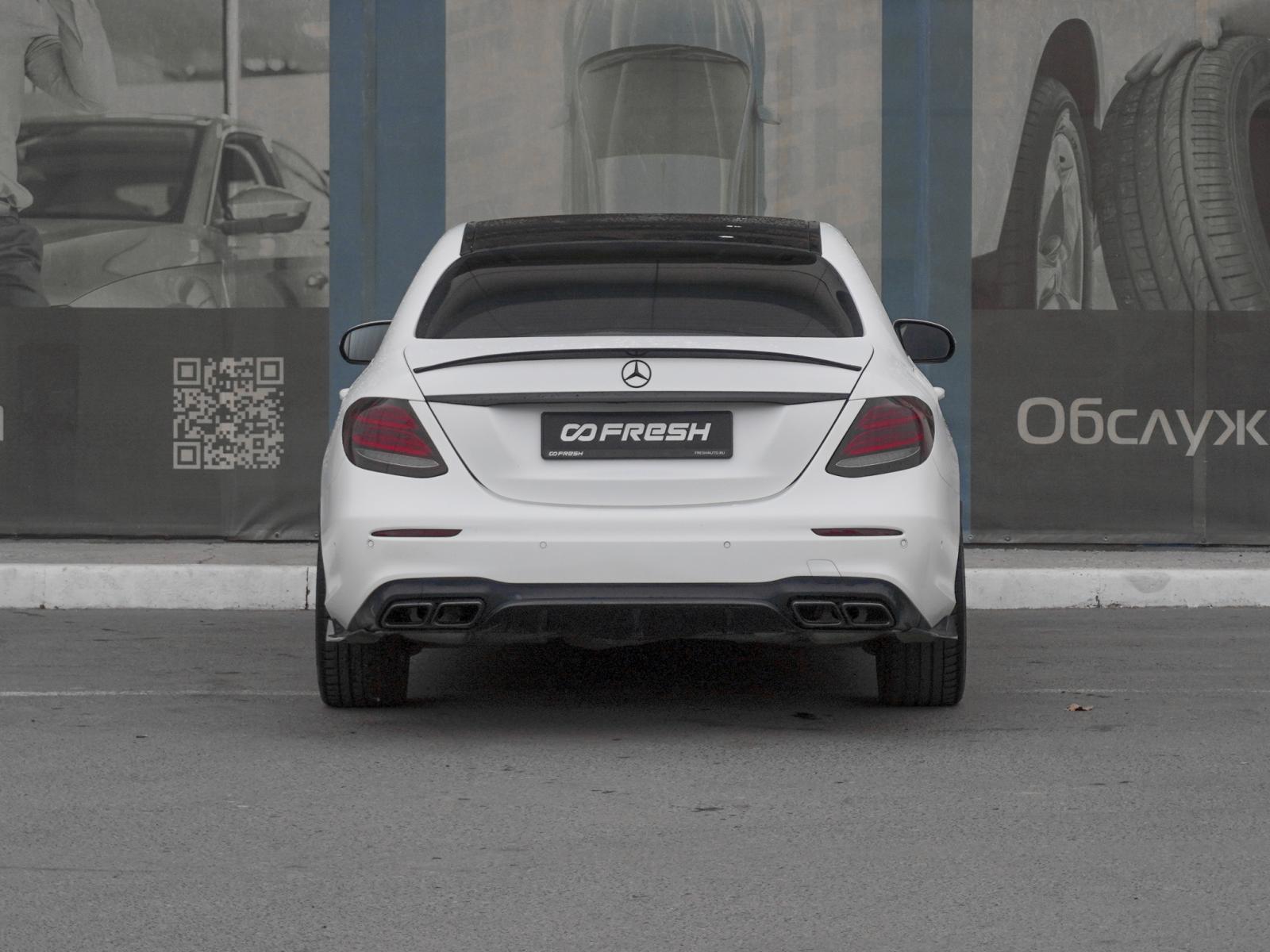 BMW 7 серии 2016