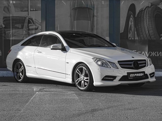Mercedes-Benz E-Класс 2012
