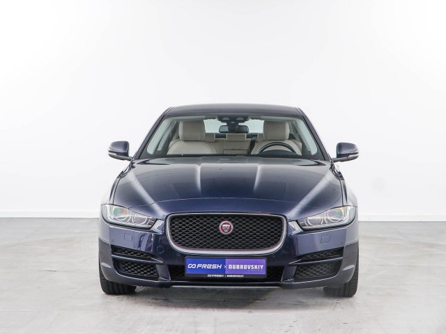 Jaguar XE 2018