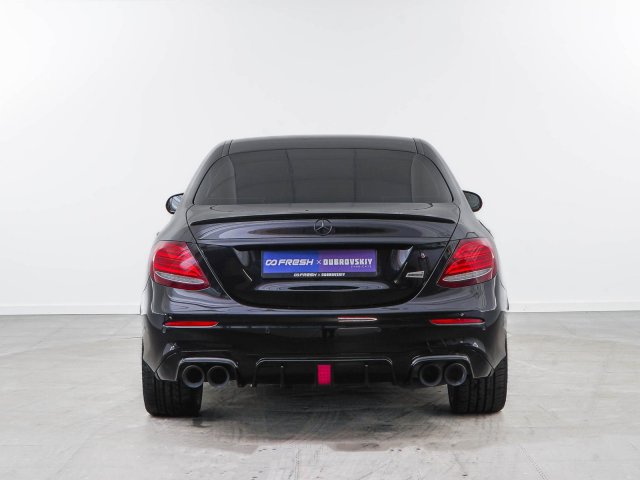 Mercedes-Benz E-Класс 2019