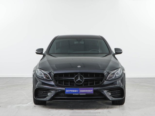 Mercedes-Benz E-Класс 2019