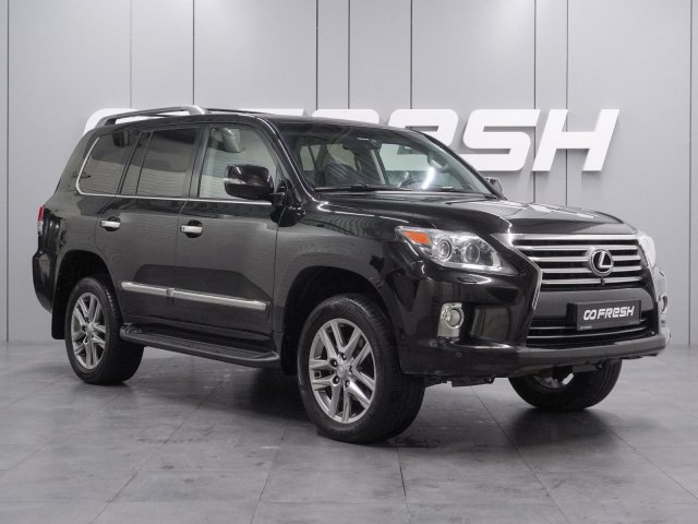 Lexus LX 2012