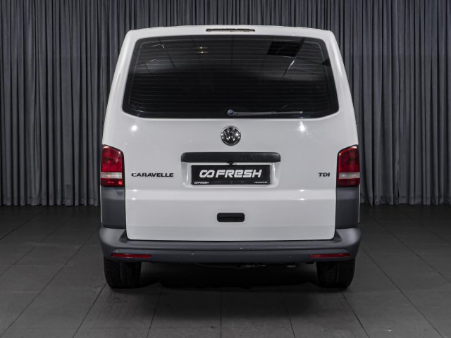 Volkswagen Caravelle 2013