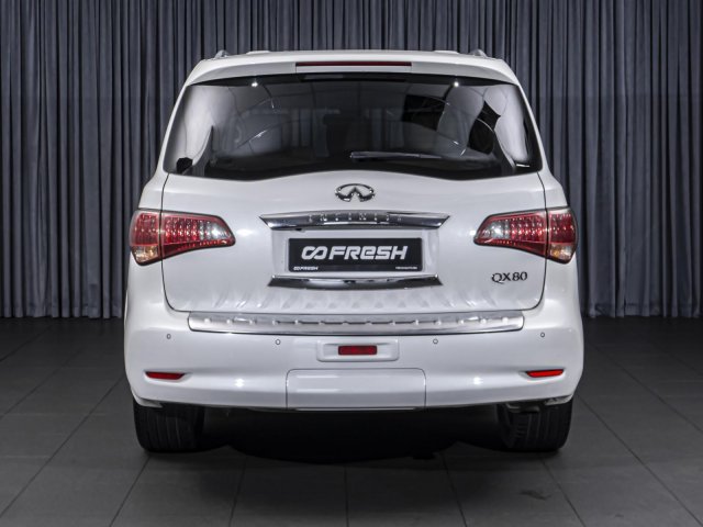 Infiniti QX80 2015