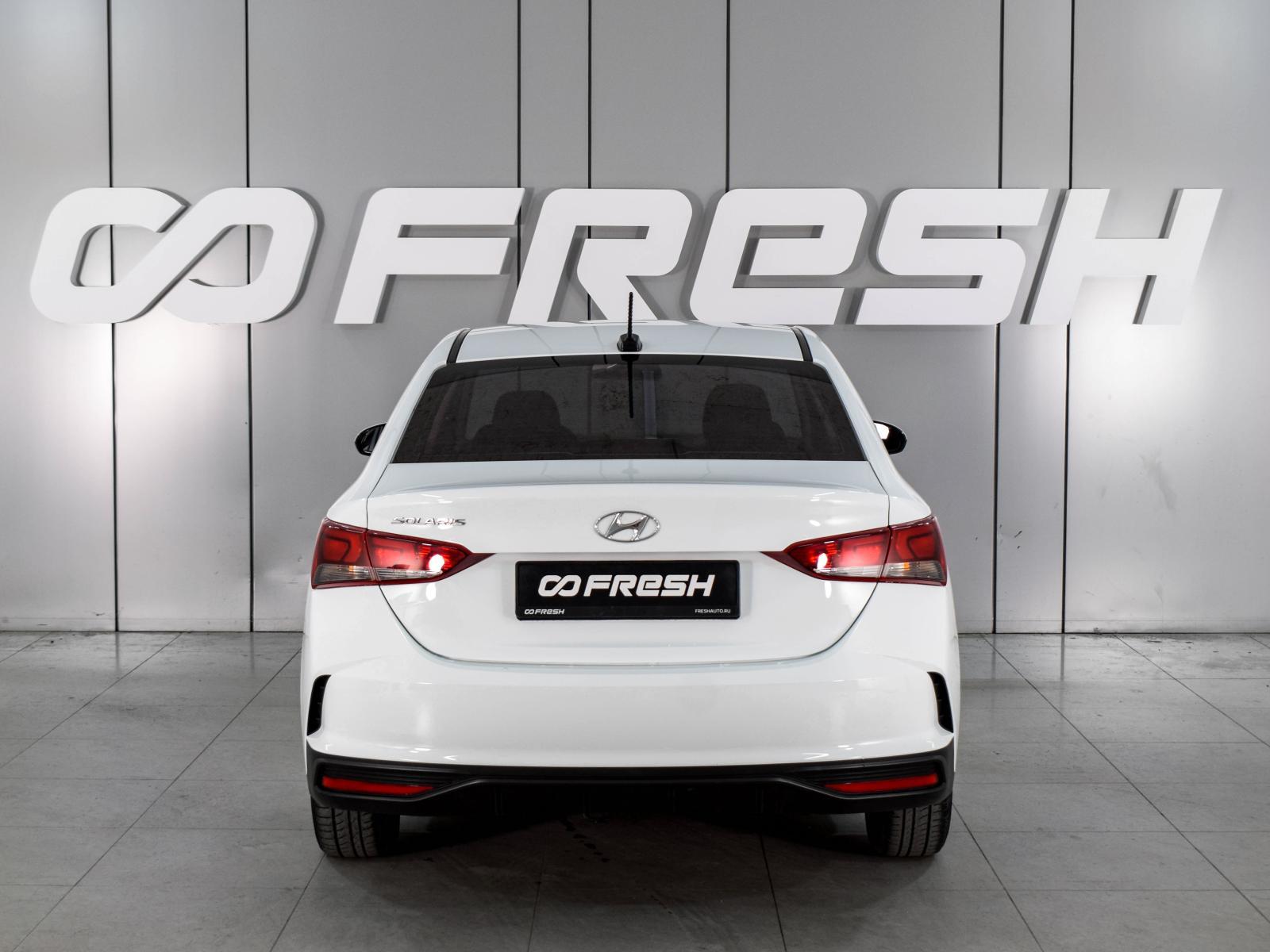 Hyundai Solaris 2022