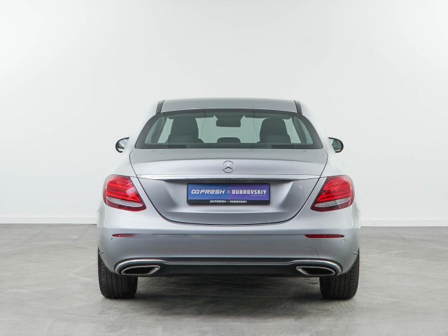 Mercedes-Benz E-Класс 2016