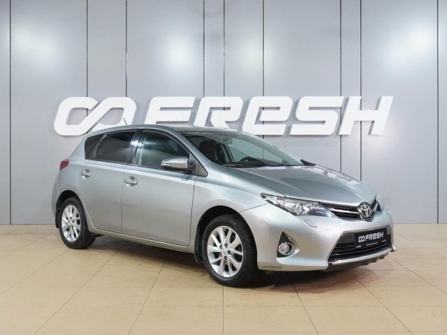 Toyota Auris 2013