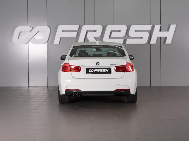 BMW 3 серии 2018