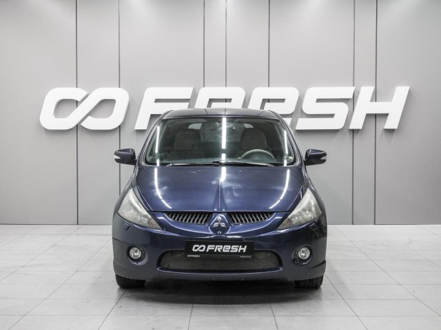 Mitsubishi Grandis 2004