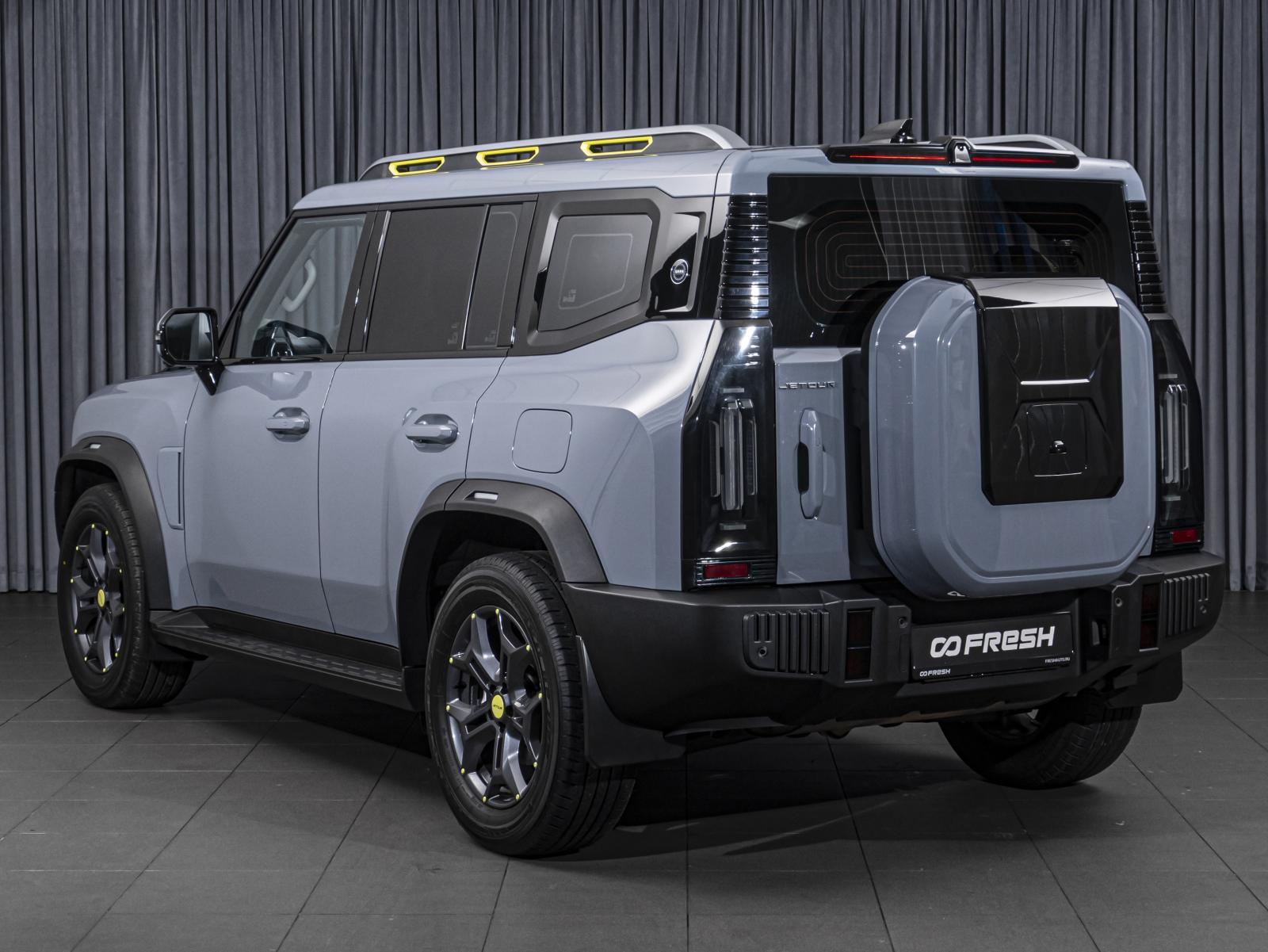 Xcite X-Cross 8 2024