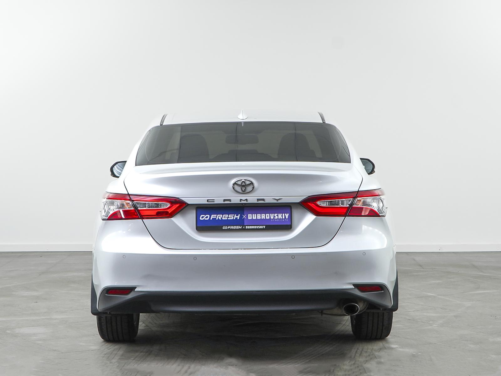 Toyota Camry 2018
