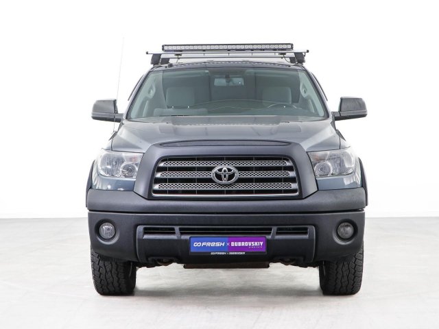 Toyota Tundra 2010