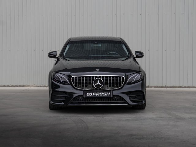 Mercedes-Benz E-Класс 2019