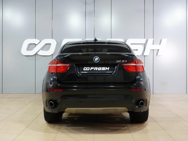 BMW X6 2011