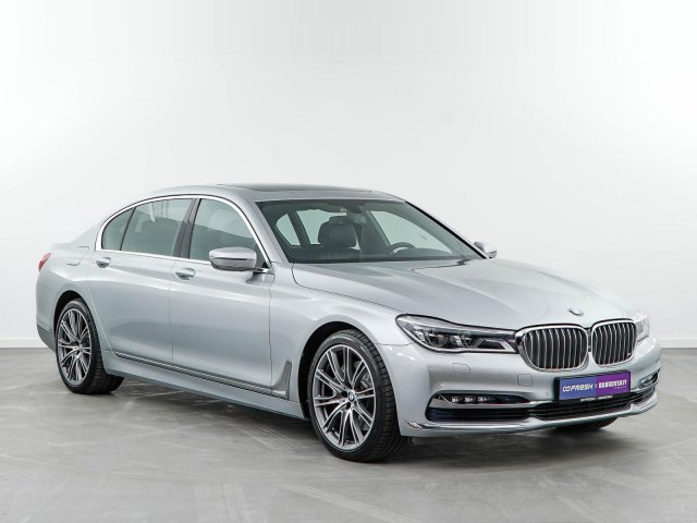 BMW 7 серии 2016