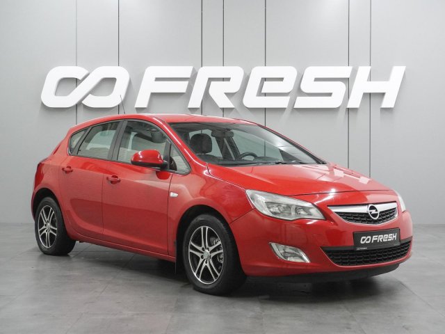 Opel Astra 2012