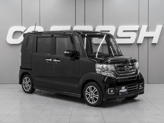 Honda N-BOX 2017