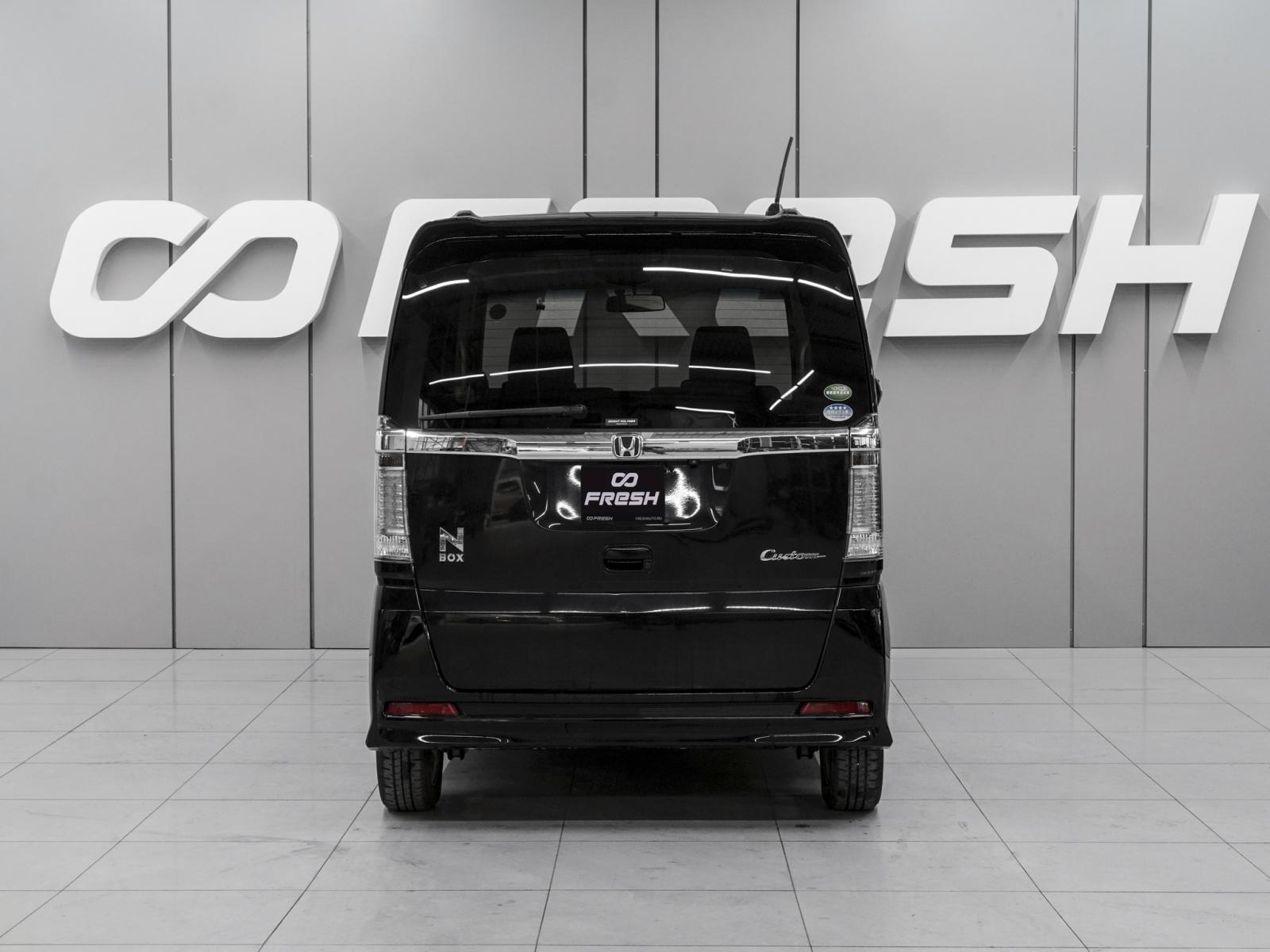 Mitsubishi Grandis 2003