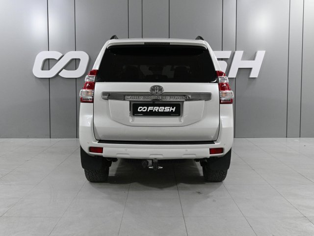 Toyota Land Cruiser Prado 2014