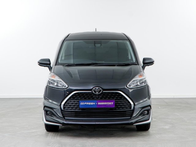 Toyota Sienta 2019