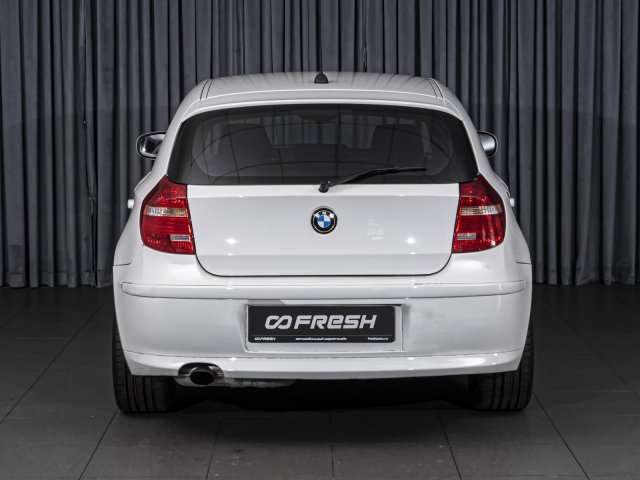 BMW 1 серии 2011