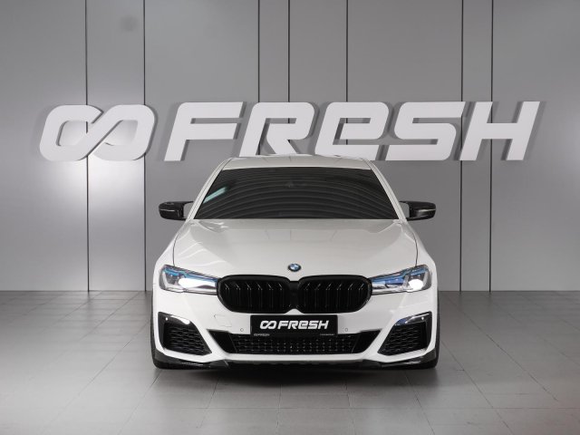 BMW 5 серии 2019
