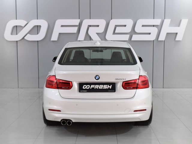 BMW 3 серии 2018