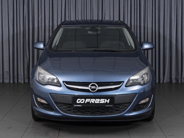 Opel Astra 2013