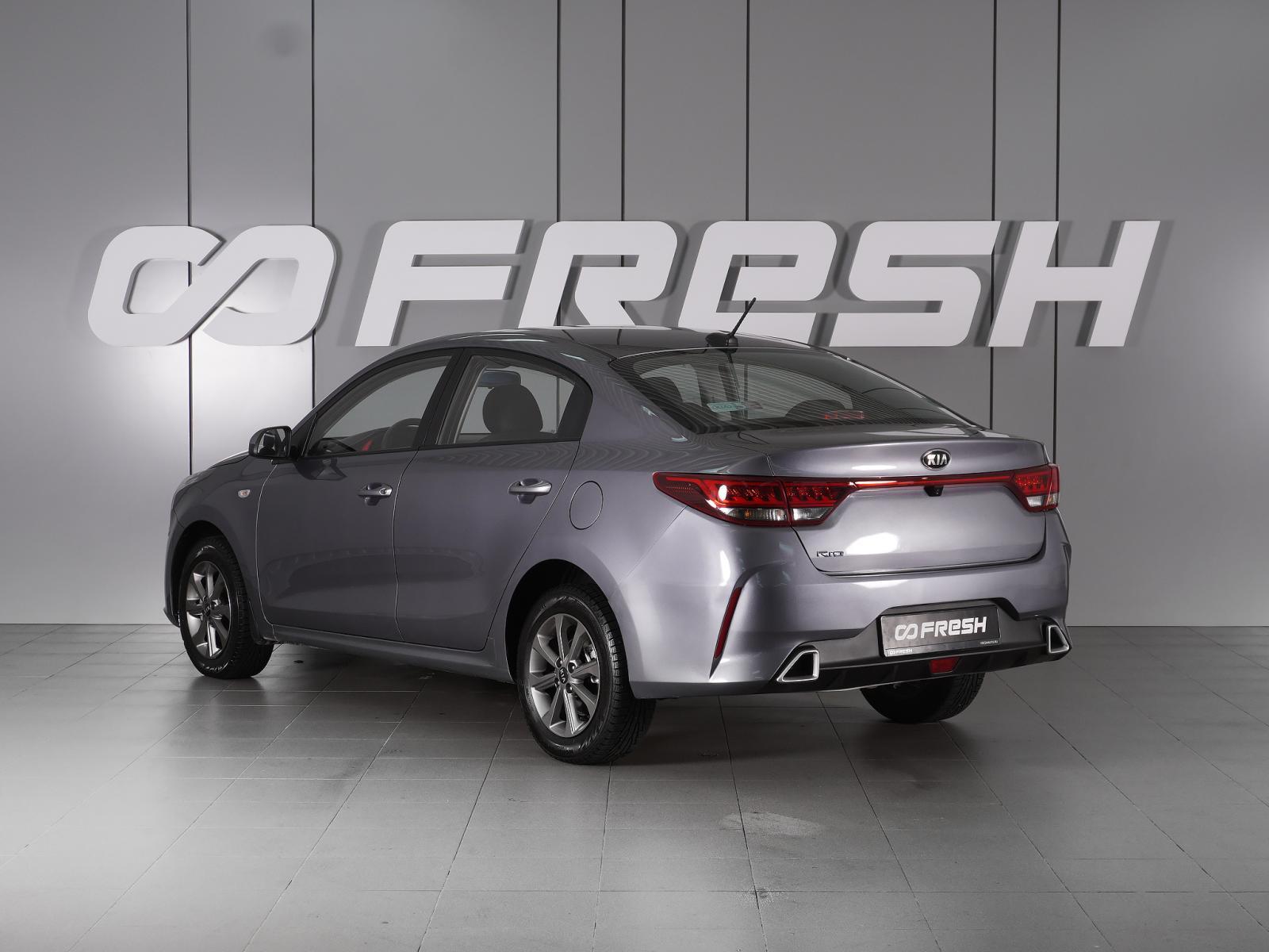 BMW 7 серии 2011