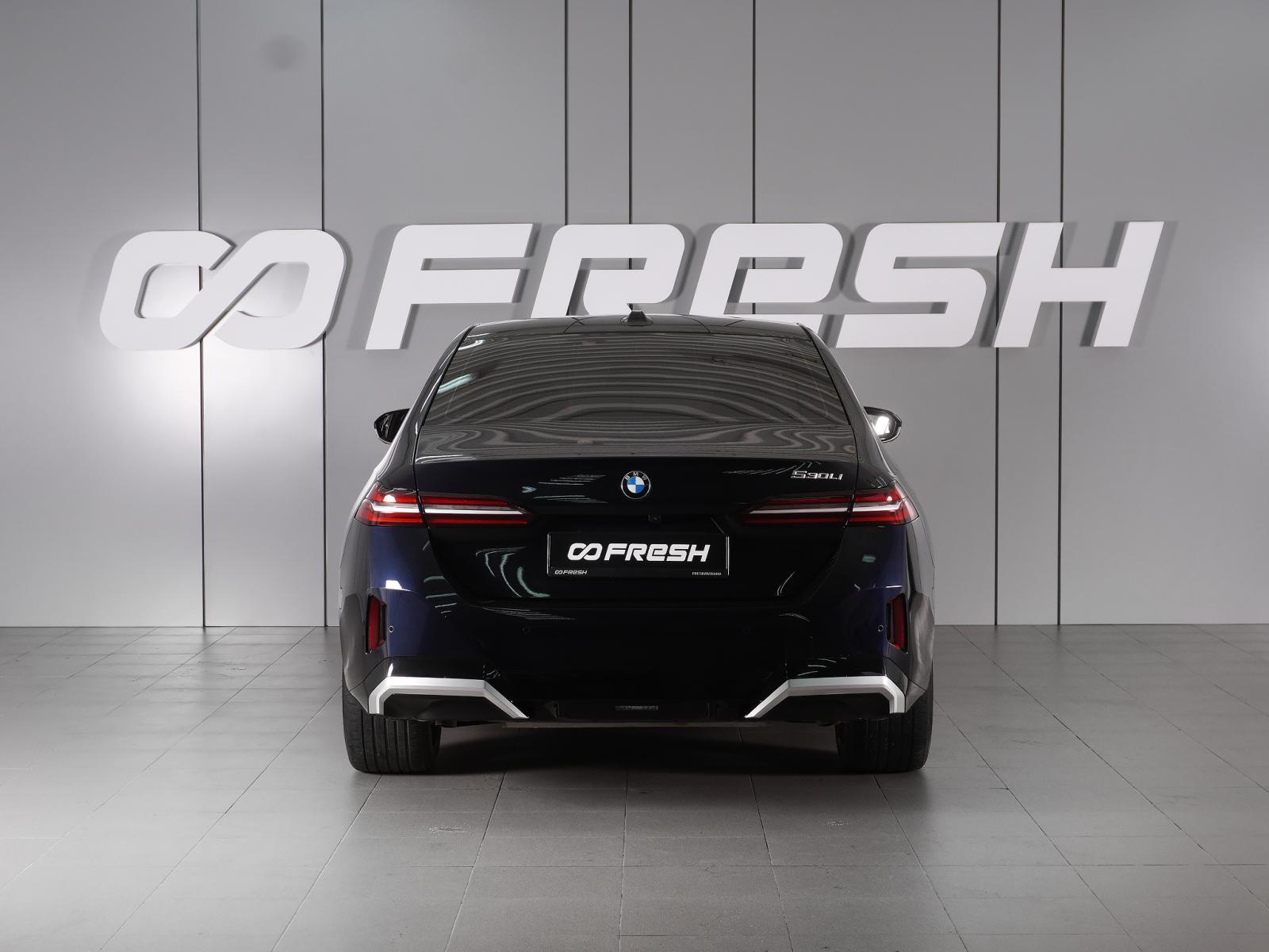 BMW 7 серии 2021