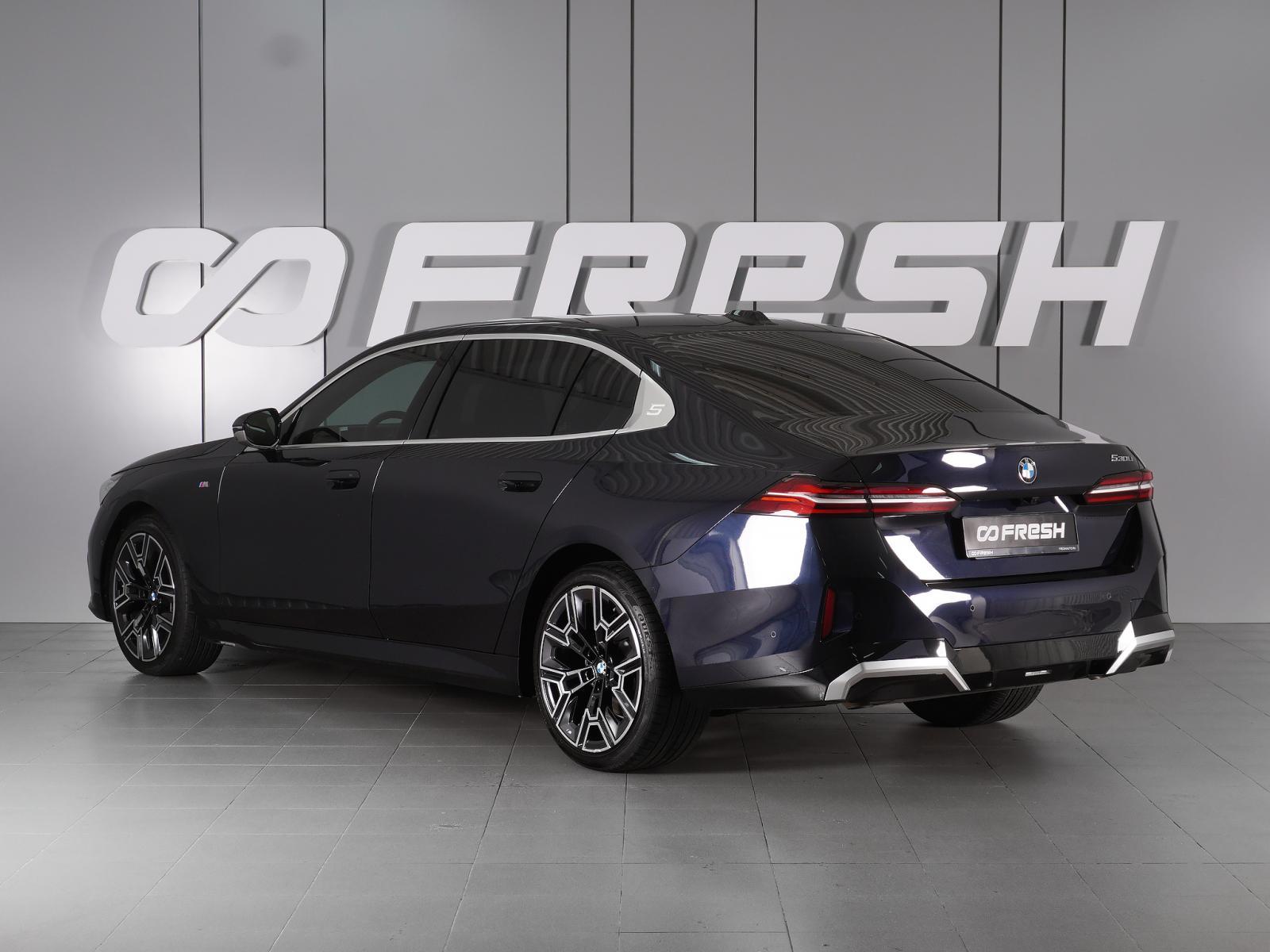 BMW 7 серии 2021