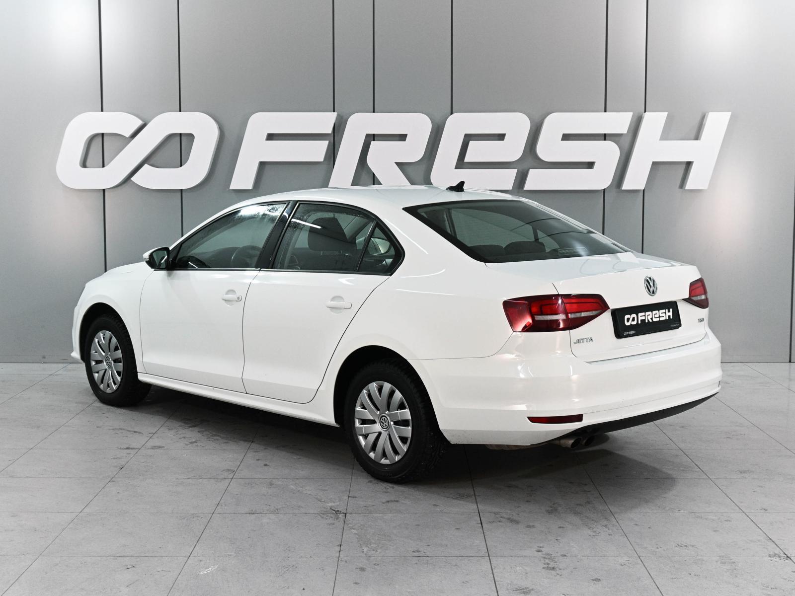 Hyundai Genesis 2016