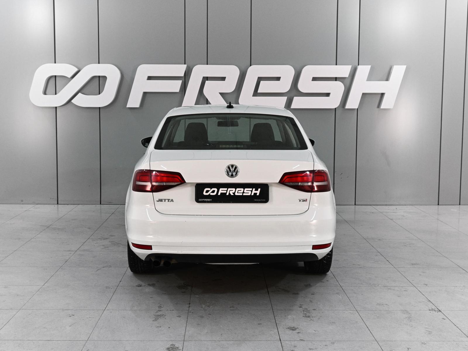 Hyundai Genesis 2016