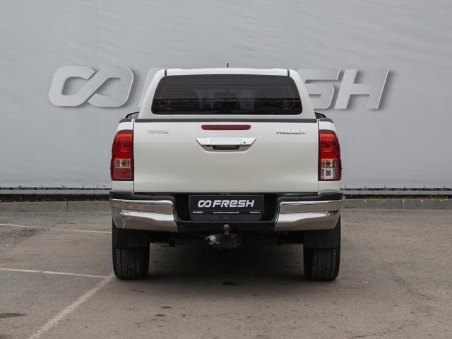 Toyota Hilux 2016