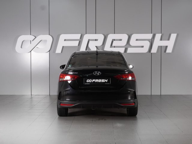 Hyundai Solaris 2022