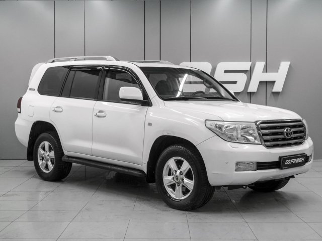 Toyota Land Cruiser 2011