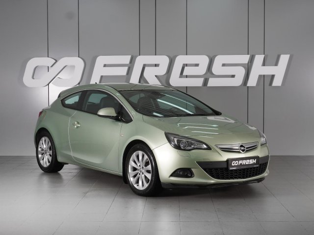 Opel Astra 2012