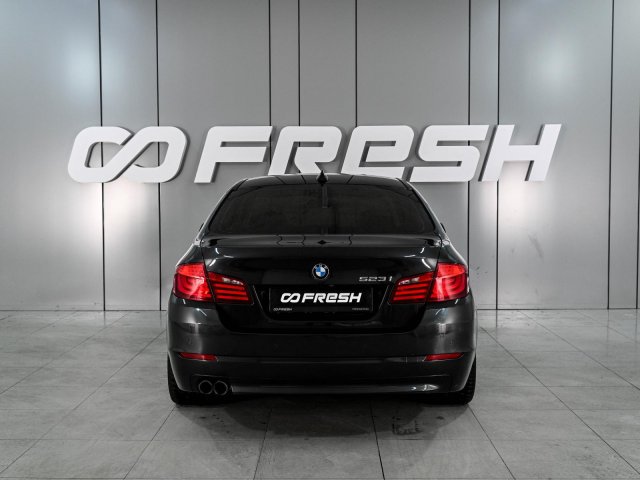 BMW 5 серии 2011